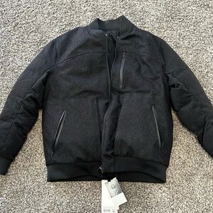 Lululemon Roam Far Wool Bomber in Black / Heathered Black Size 12 New With Tags